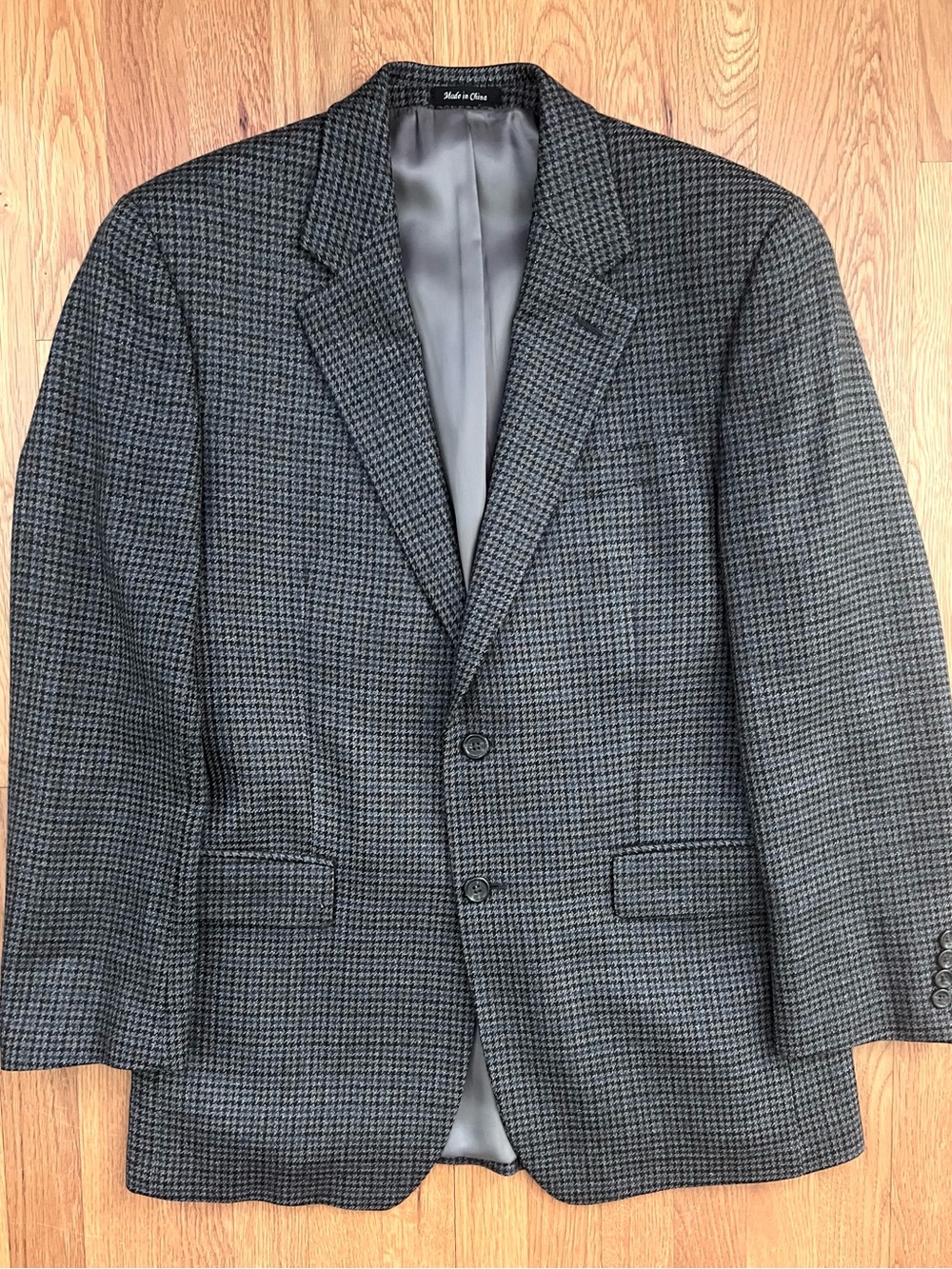Chaps Gray Houndstooth Men's Blazer Sport Coat (38R) Excellent Condition